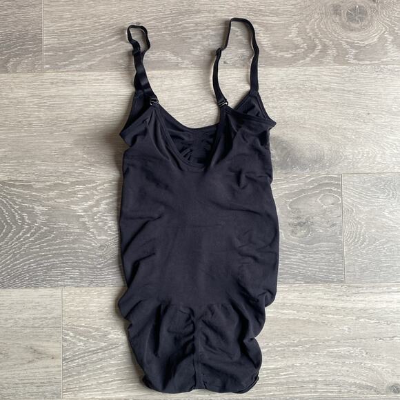 SKIMS Sculpting Snaps Bodysuit Onyx L/XL NWOT - Picture 6 of 8